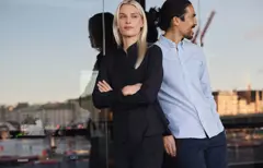 Bild på Yellow Bow 54 Woman