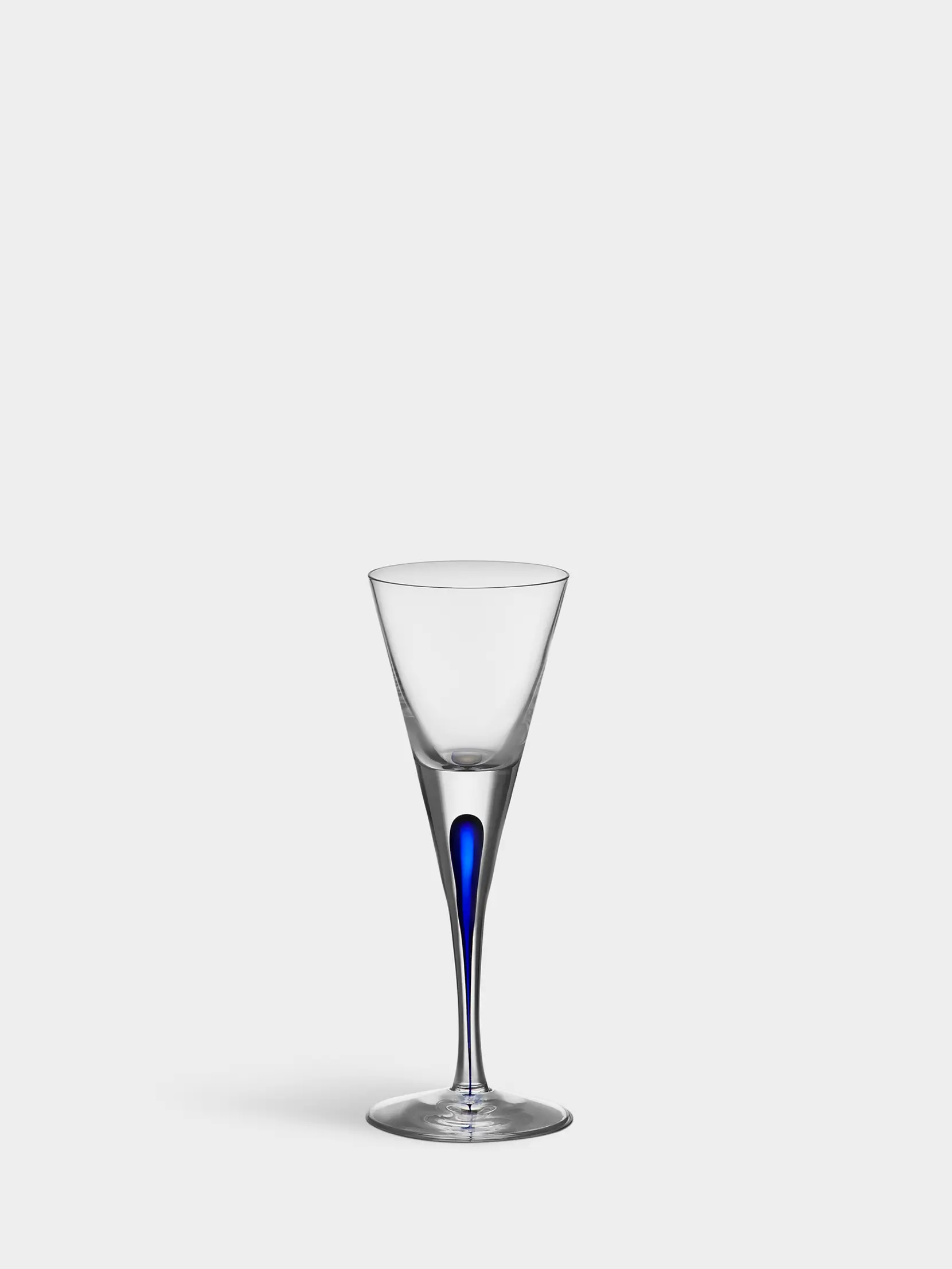 Bild på Intermezzo snapsglas blå 6cl Bild på Intermezzo snapsglas blå 6cl