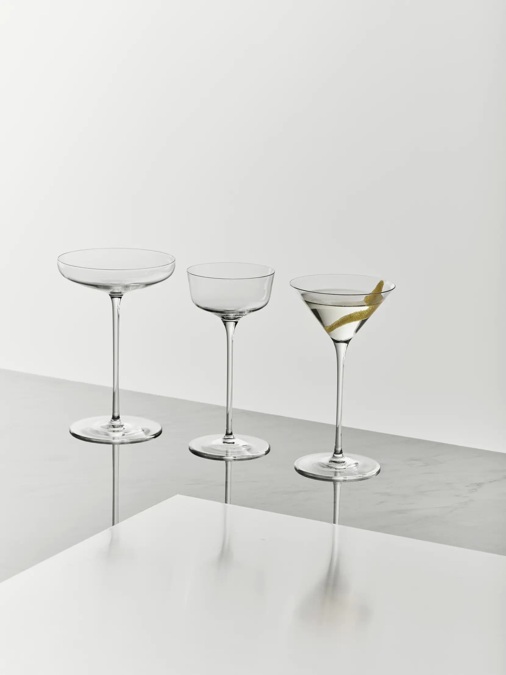 Bild på Orrefors x Björn Frantzén Martini glas 13cl 2-pack Bild på Orrefors x Björn Frantzén Martini glas 13cl 2-pack