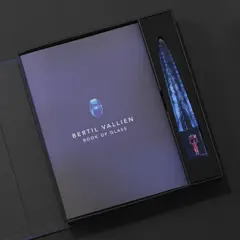 Bild på Book of Glass - Starman Edition