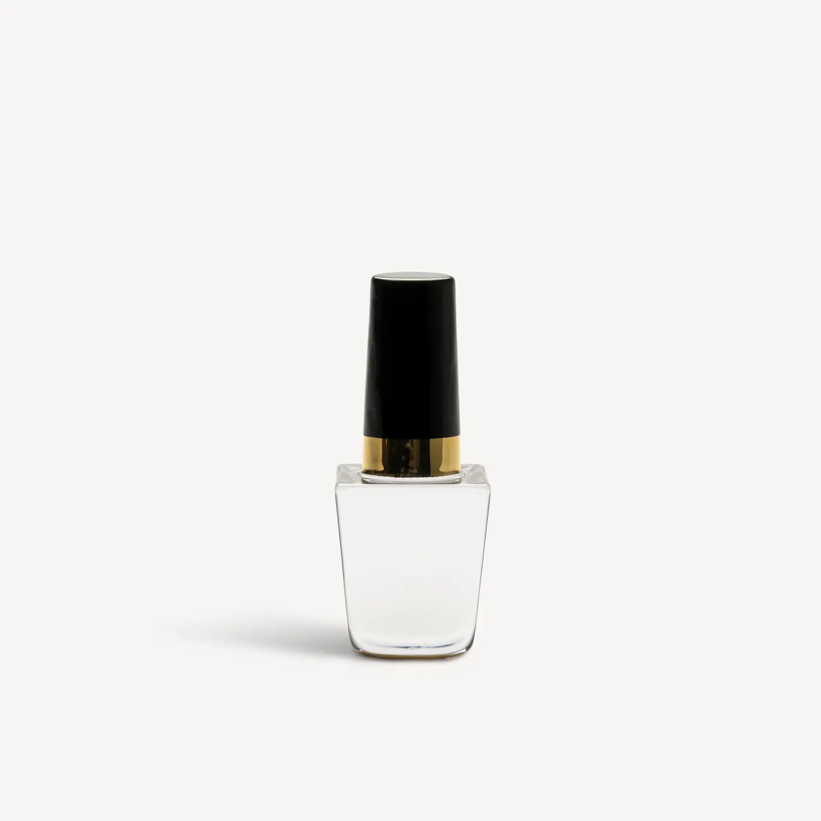 Bild på Make up nagellack beige 124mm Bild på Make up nagellack beige 124mm