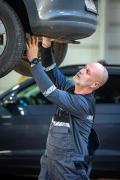 Bild på 7002 T-SHIRT LÅNG ÄRM 7002 T-SHIRT LÅNG ÄRM 9910-VIZ