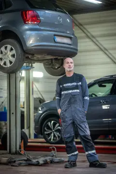 Bild på 7002 T-SHIRT LÅNG ÄRM 7002 T-SHIRT LÅNG ÄRM 9910-VIZ