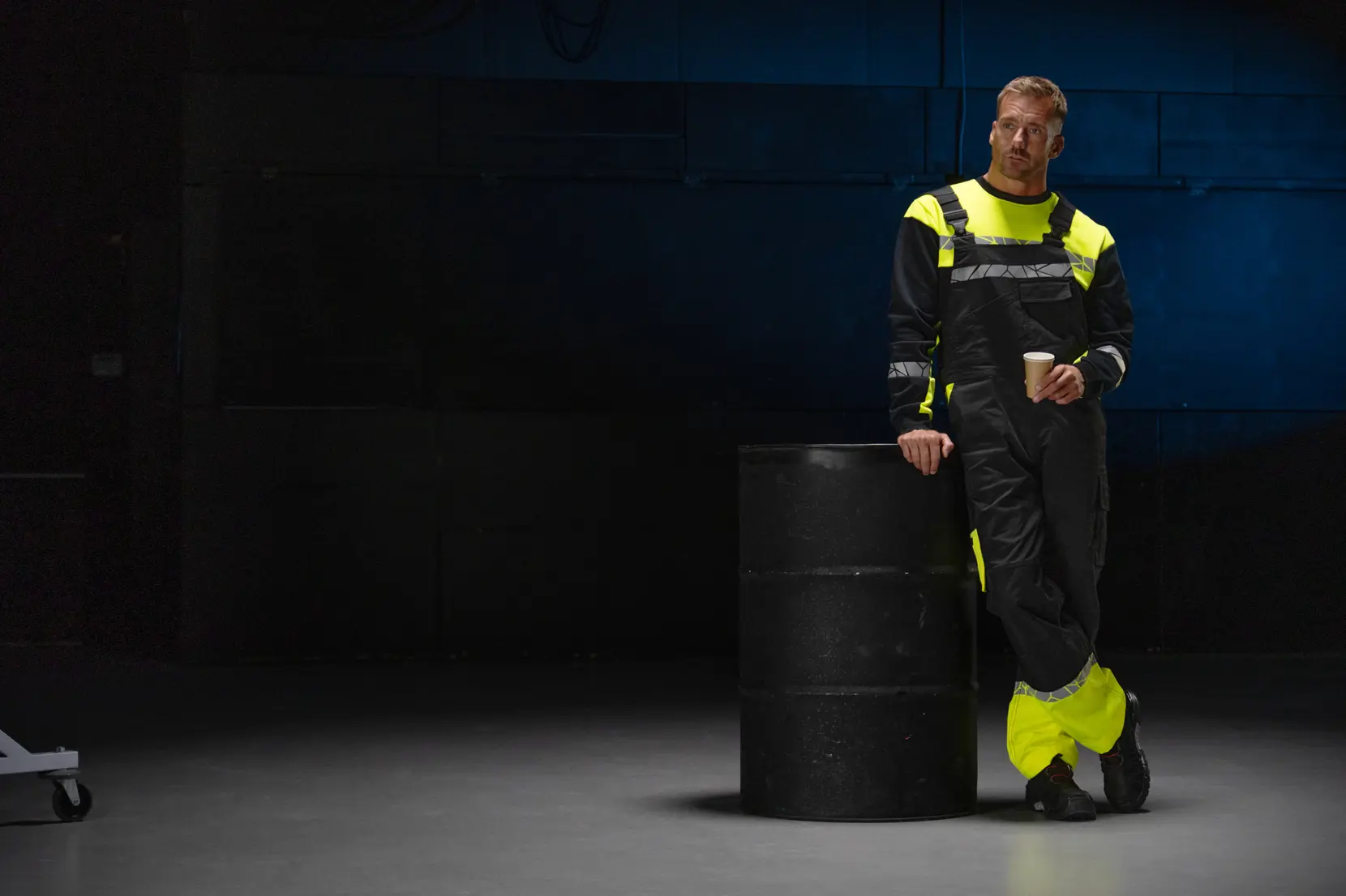 Bild på 7600 HÄNGSELBYXA 7600 HÄNGSELBYXA 9910-VIZ Bild på 7600 HÄNGSELBYXA 7600 HÄNGSELBYXA 9910-VIZ