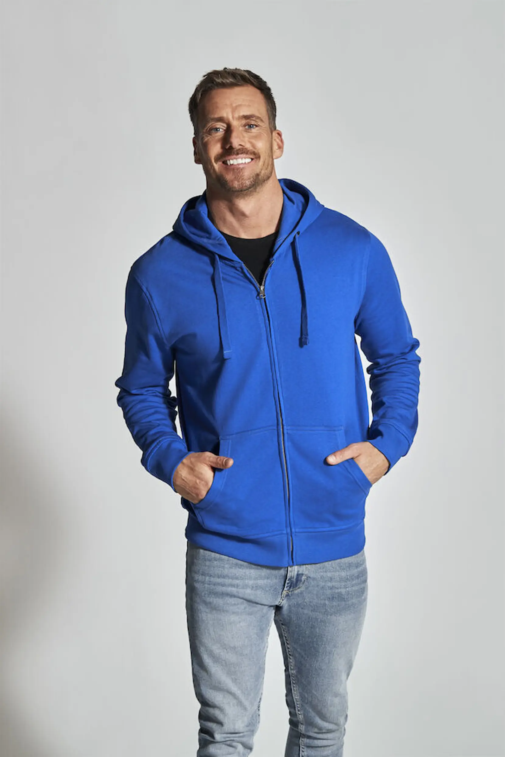 Bild på Full Zip Hood Man Bild på Full Zip Hood Man
