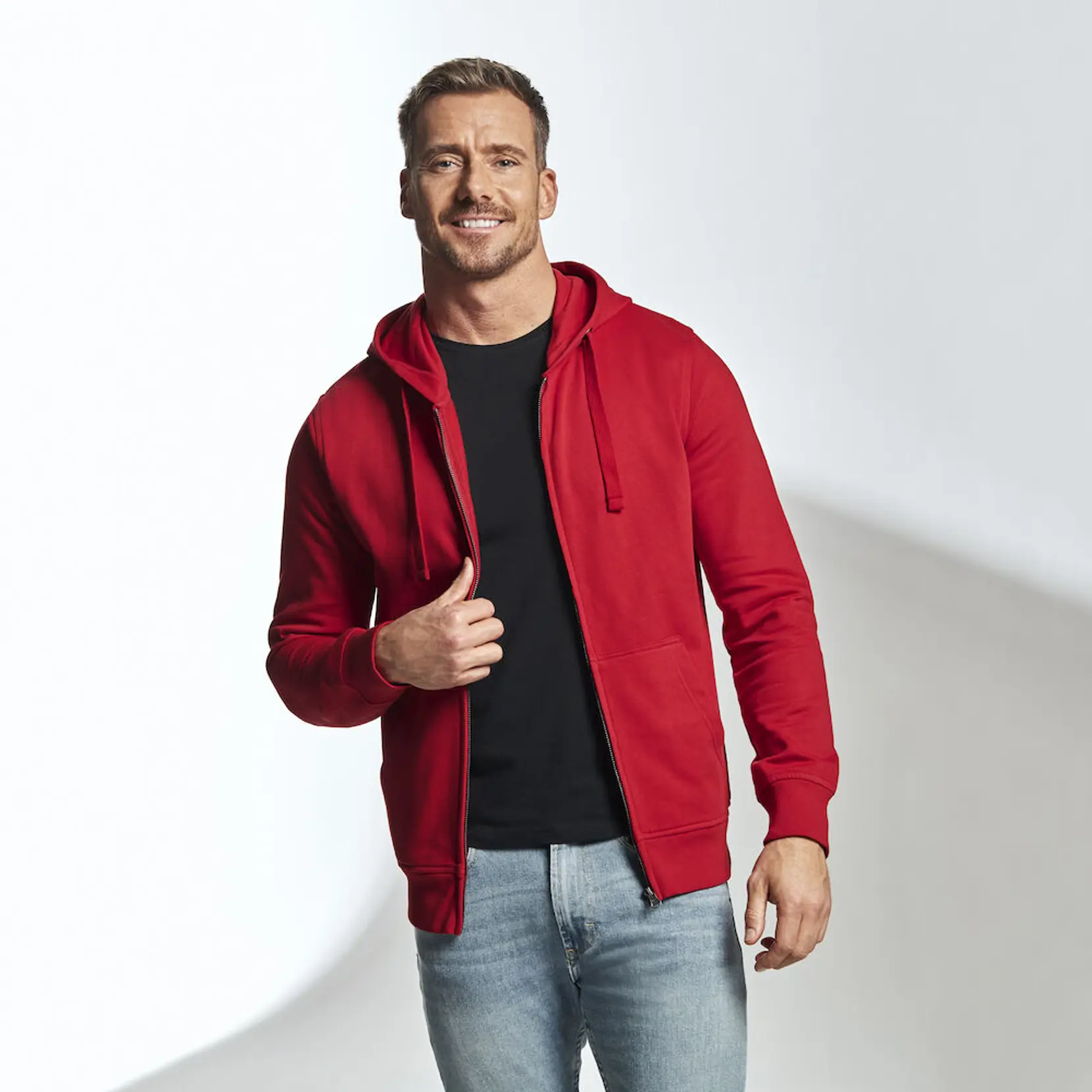 Bild på Full Zip Hood Man Bild på Full Zip Hood Man