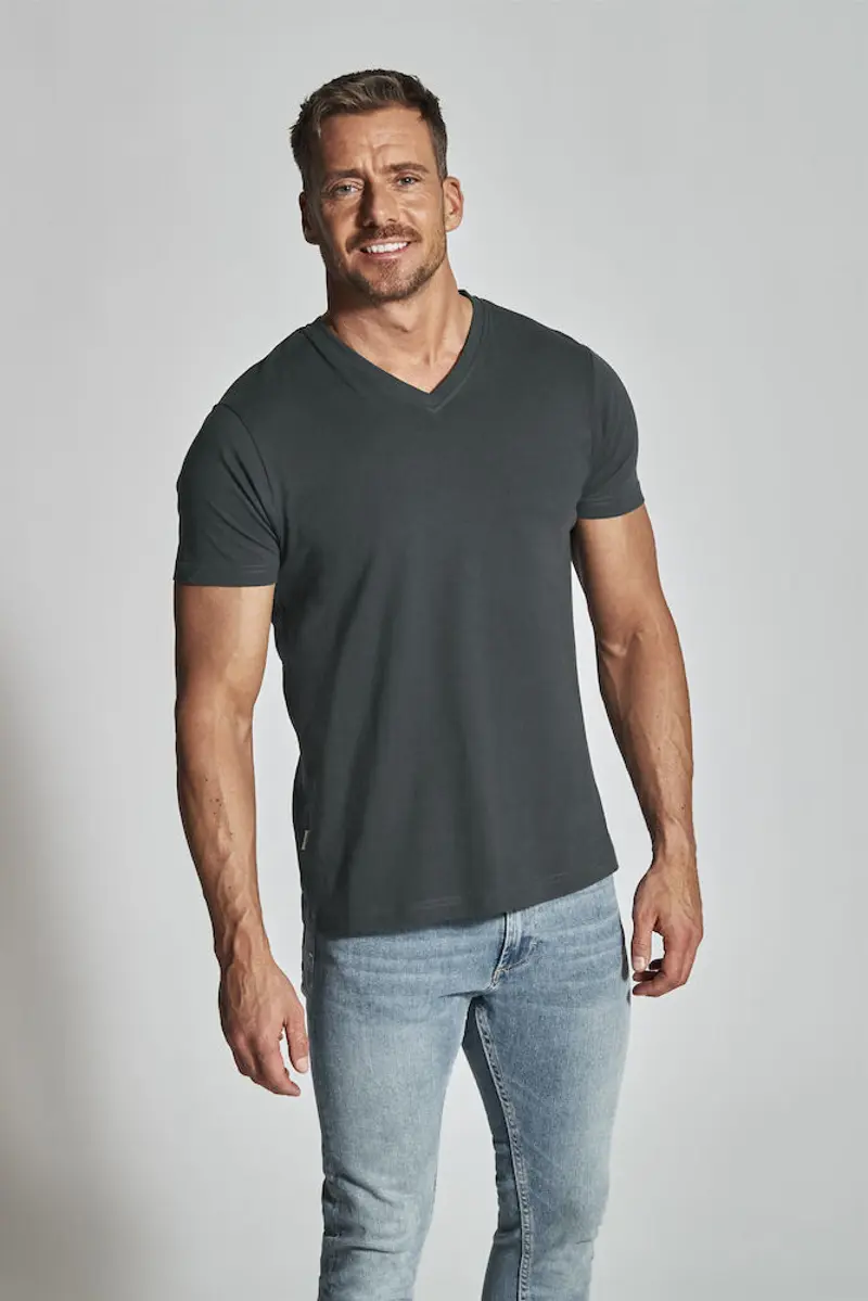 T-shirt V-neck Man