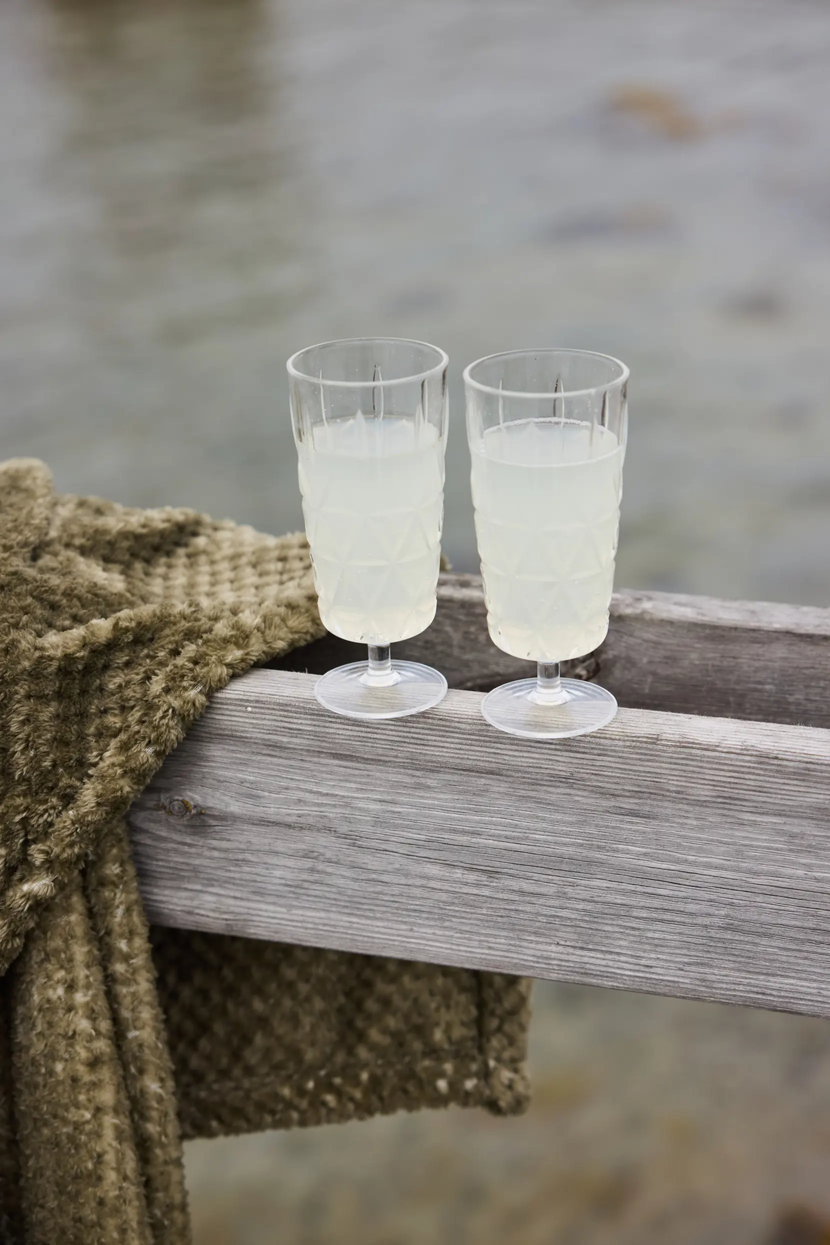 Bild på Picknick Juni glas hög, 4-pack Bild på Picknick Juni glas hög, 4-pack