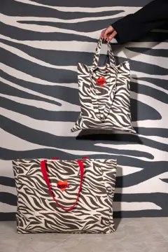 Bild på Väska Anima zebra