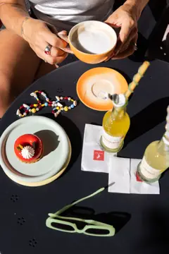Bild på Kopp med fat Peach