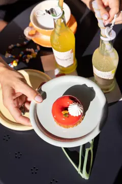 Bild på Kopp med fat Peach
