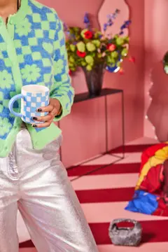 Bild på Mugg Liz rutig