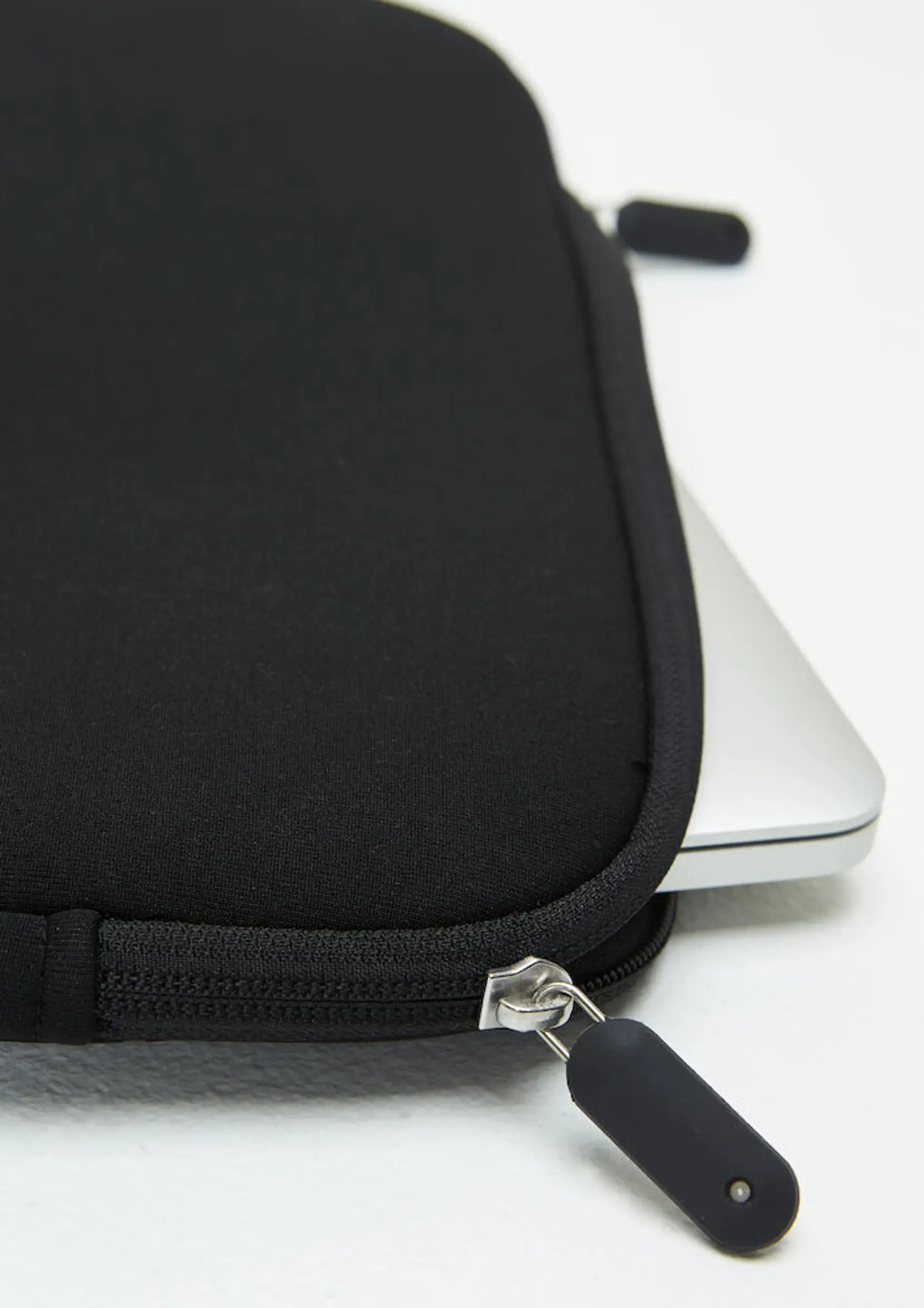 Bild på Black Line Easy Sportbag Bild på Black Line Easy Sportbag