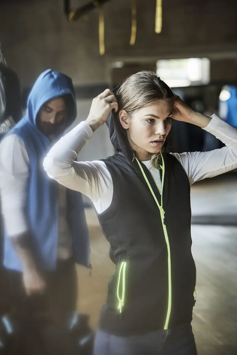 Bild på Zamora hooded vest woman