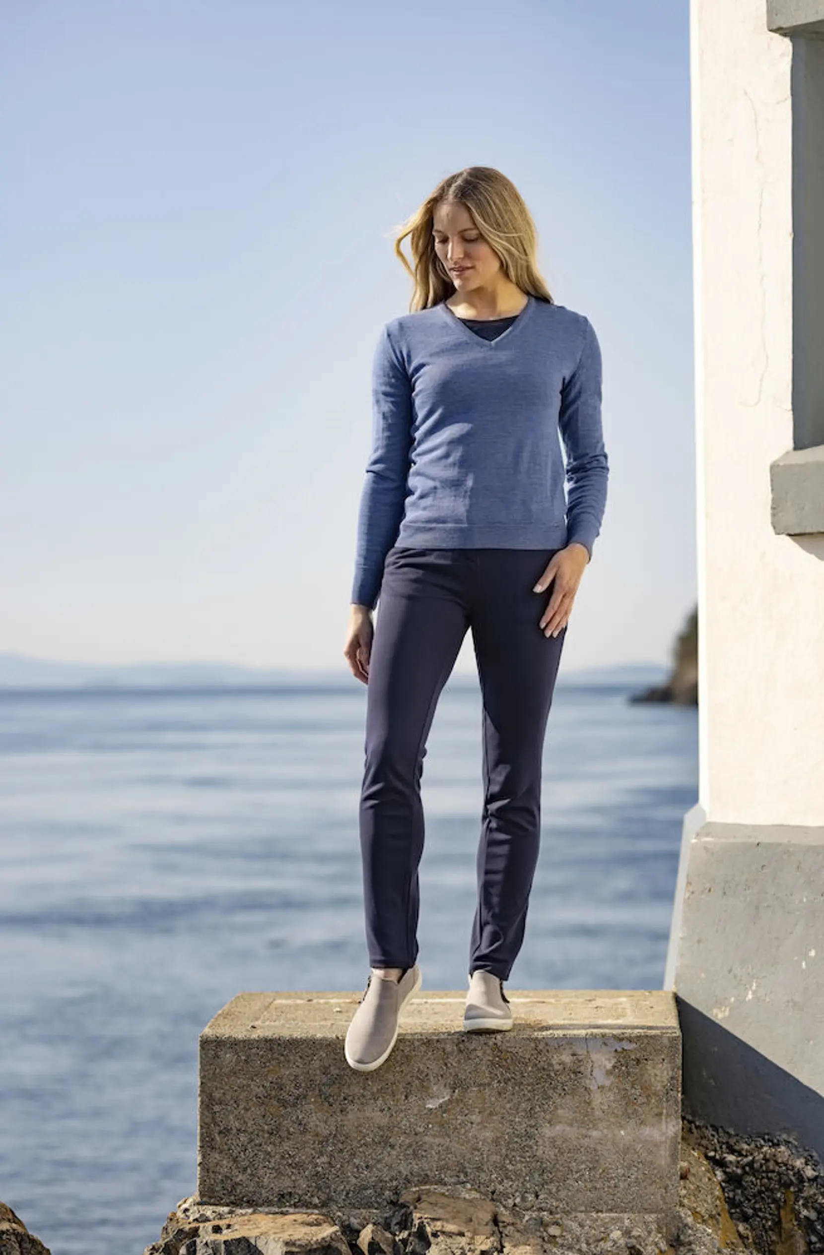 Bild på Everett V-neck Women Bild på Everett V-neck Women