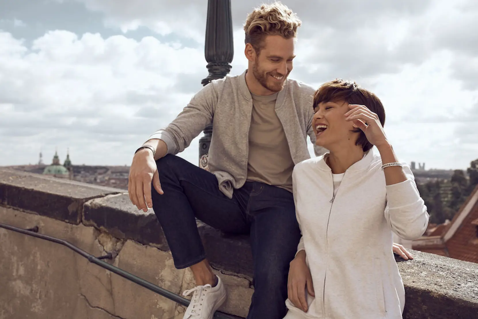 Bild på Premium OC Cardigan Women Bild på Premium OC Cardigan Women