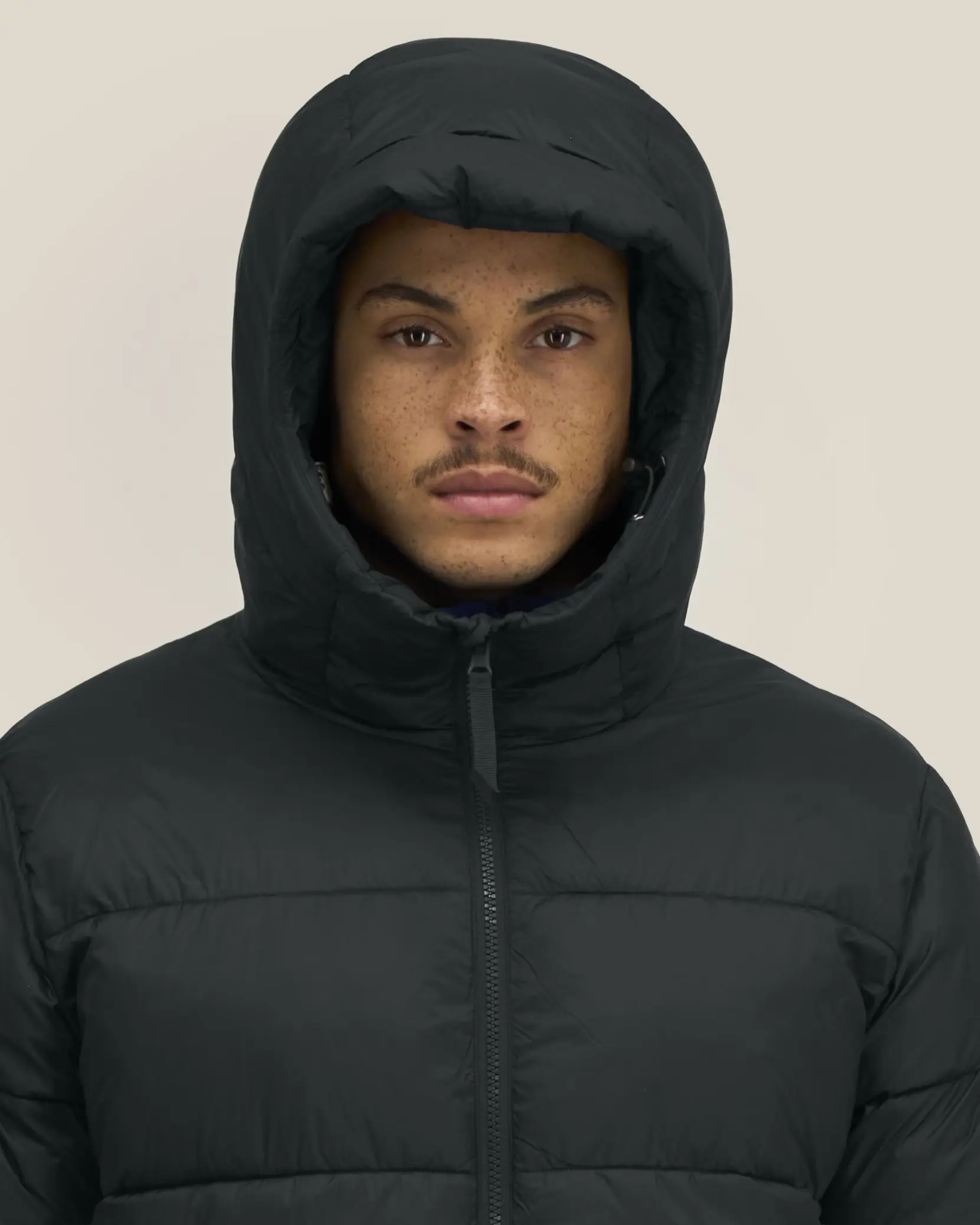 Bild på Puffer 2.0 The unisex hooded puffer jacket Bild på Puffer 2.0 The unisex hooded puffer jacket