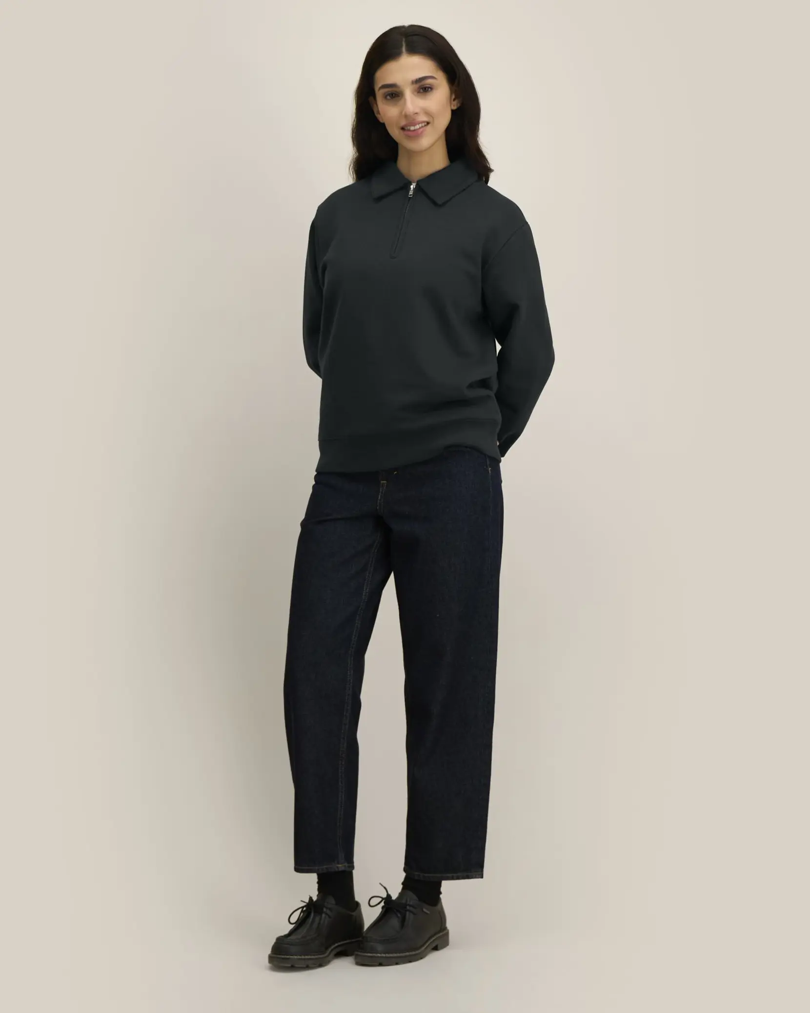 Bild på Proper The unisex zip polo sweatshirt Bild på Proper The unisex zip polo sweatshirt