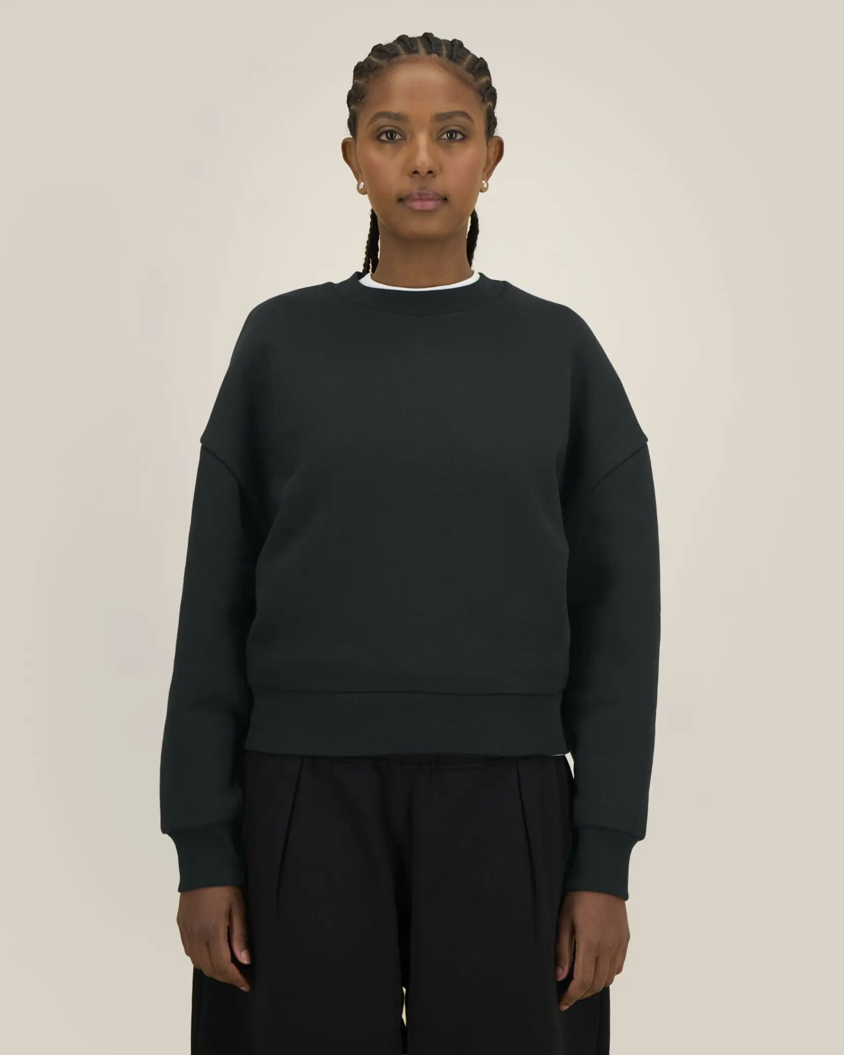 Bild på Former The unisex heavyweight crewneck sweatshirt Bild på Former The unisex heavyweight crewneck sweatshirt
