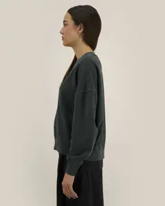 Bild på Stella Alma Vintage The women's garment-dyed crewneck sweatshirt