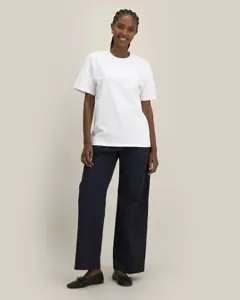 Bild på Reeser The unisex heavyweight t-shirt in recycled cotton