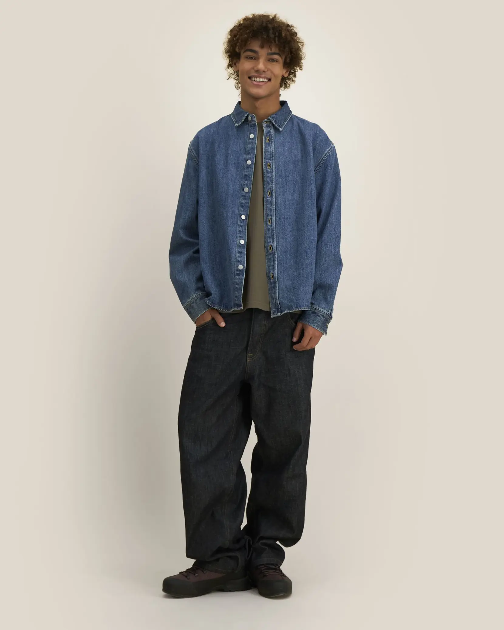 Bild på Palmer The unisex denim overshirt Bild på Palmer The unisex denim overshirt