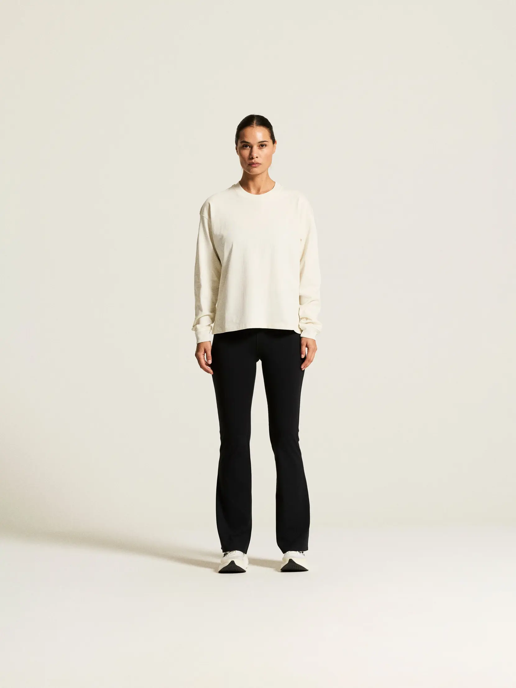 Bild på Frequent Heavy LS Tee W Bild på Frequent Heavy LS Tee W