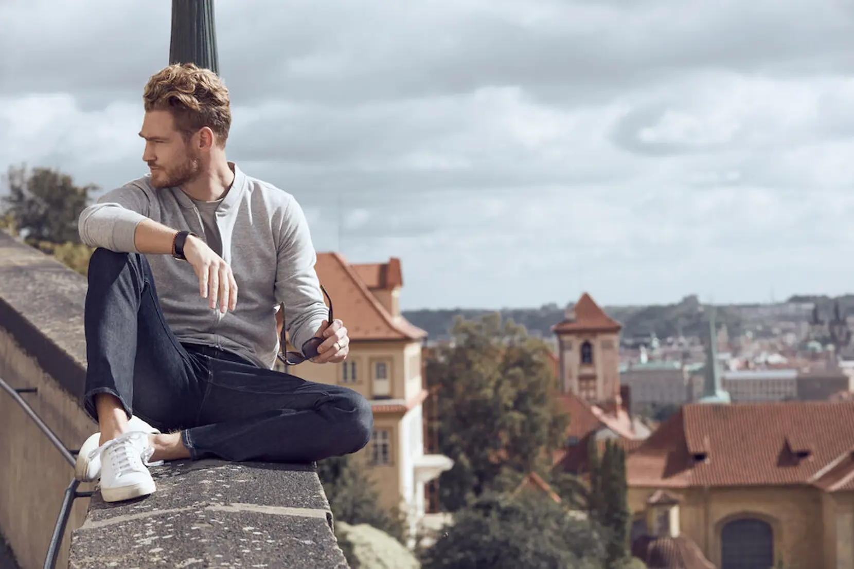 Bild på Premium OC Cardigan Bild på Premium OC Cardigan