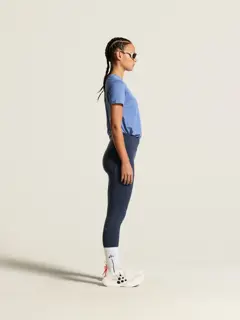 Bild på  Essence Logo Tee 2 W