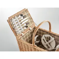 Bild på Flätad picknick korg 4 pers.
