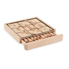 Bild på Sudoku-brädspel i trä
