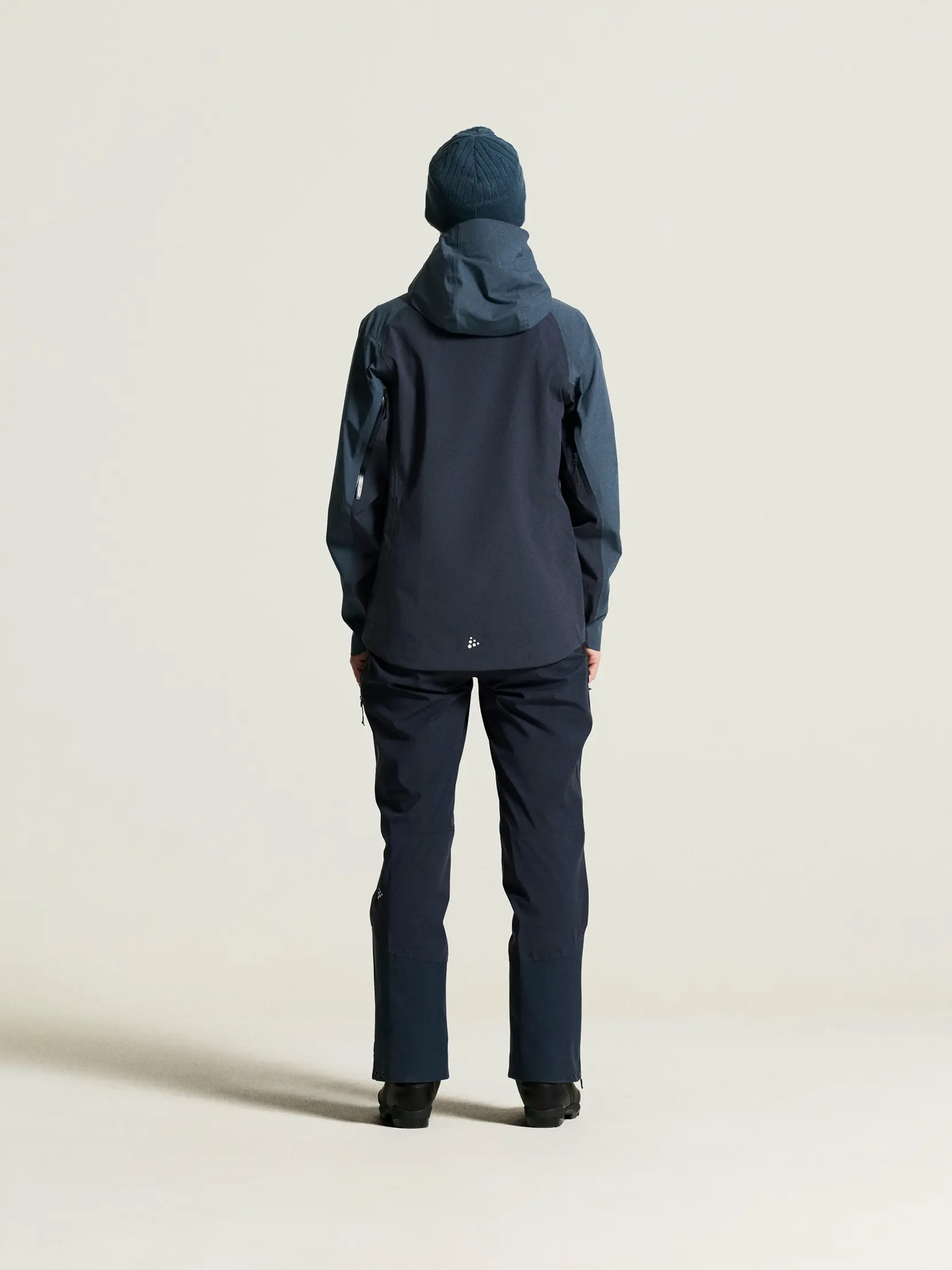 Bild på Escape 3L Shell Jacket W Bild på Escape 3L Shell Jacket W