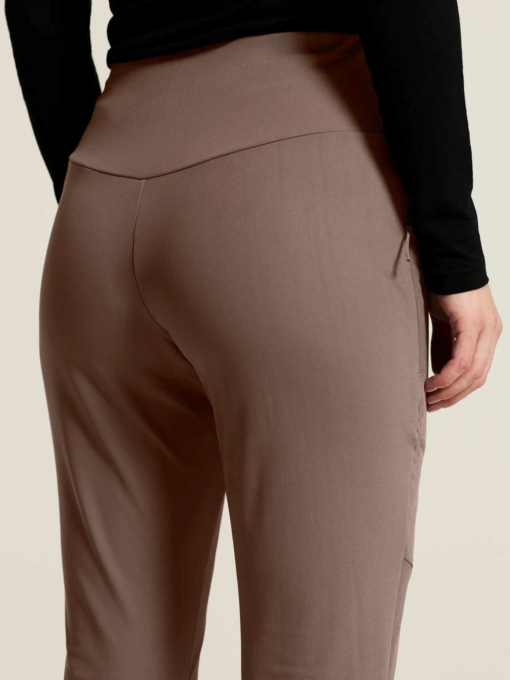 Bild på Escape Woven Pants W Bild på Escape Woven Pants W