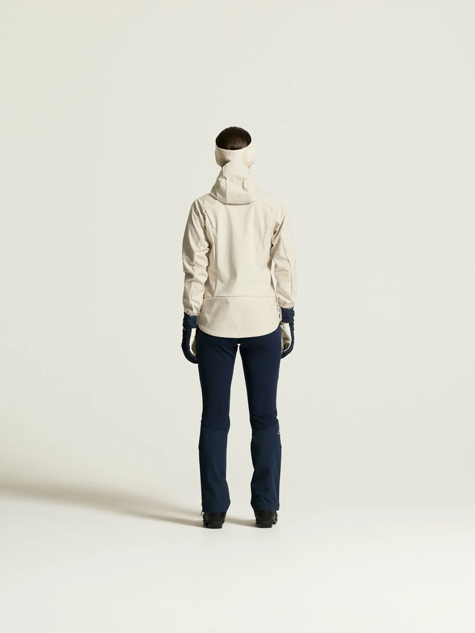 Bild på Escape Hood Jacket W Bild på Escape Hood Jacket W