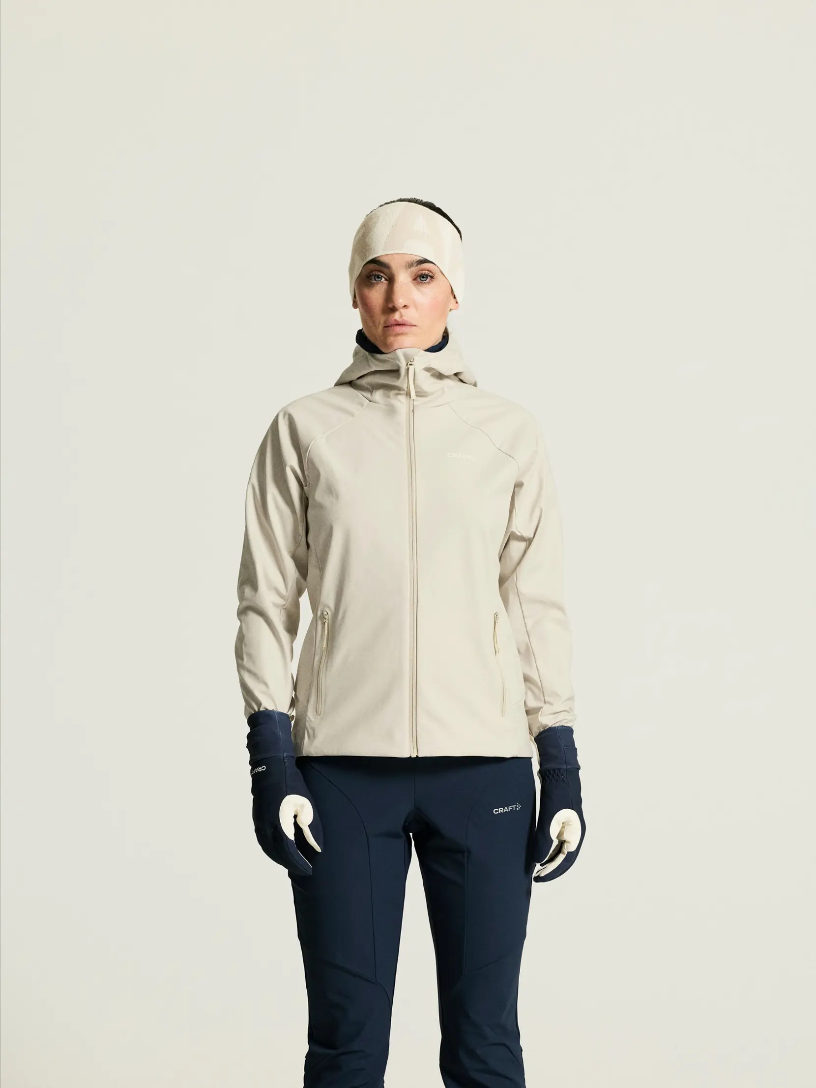 Bild på Escape Hood Jacket W Bild på Escape Hood Jacket W