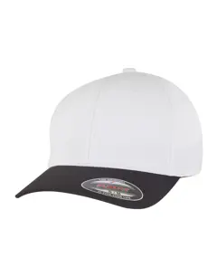 Bild på Flexfit Tech Water Repellent Cap