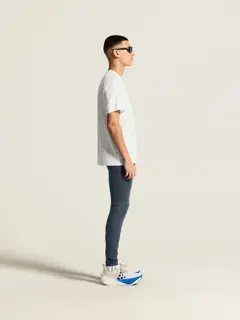 Bild på Essence Logo Tee 2 M