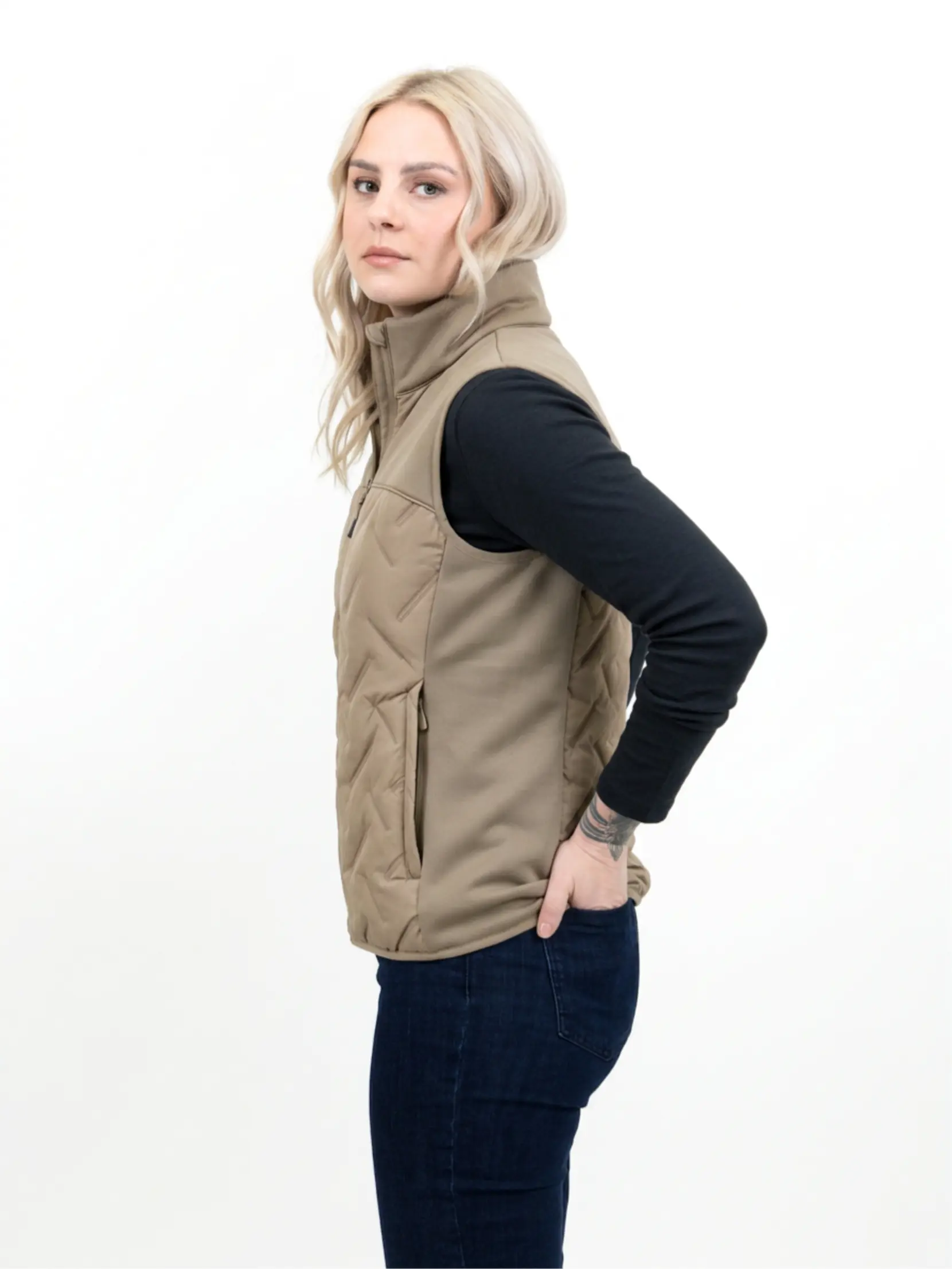 Bild på Montana Hybrid Motion Vest Woman Bild på Montana Hybrid Motion Vest Woman