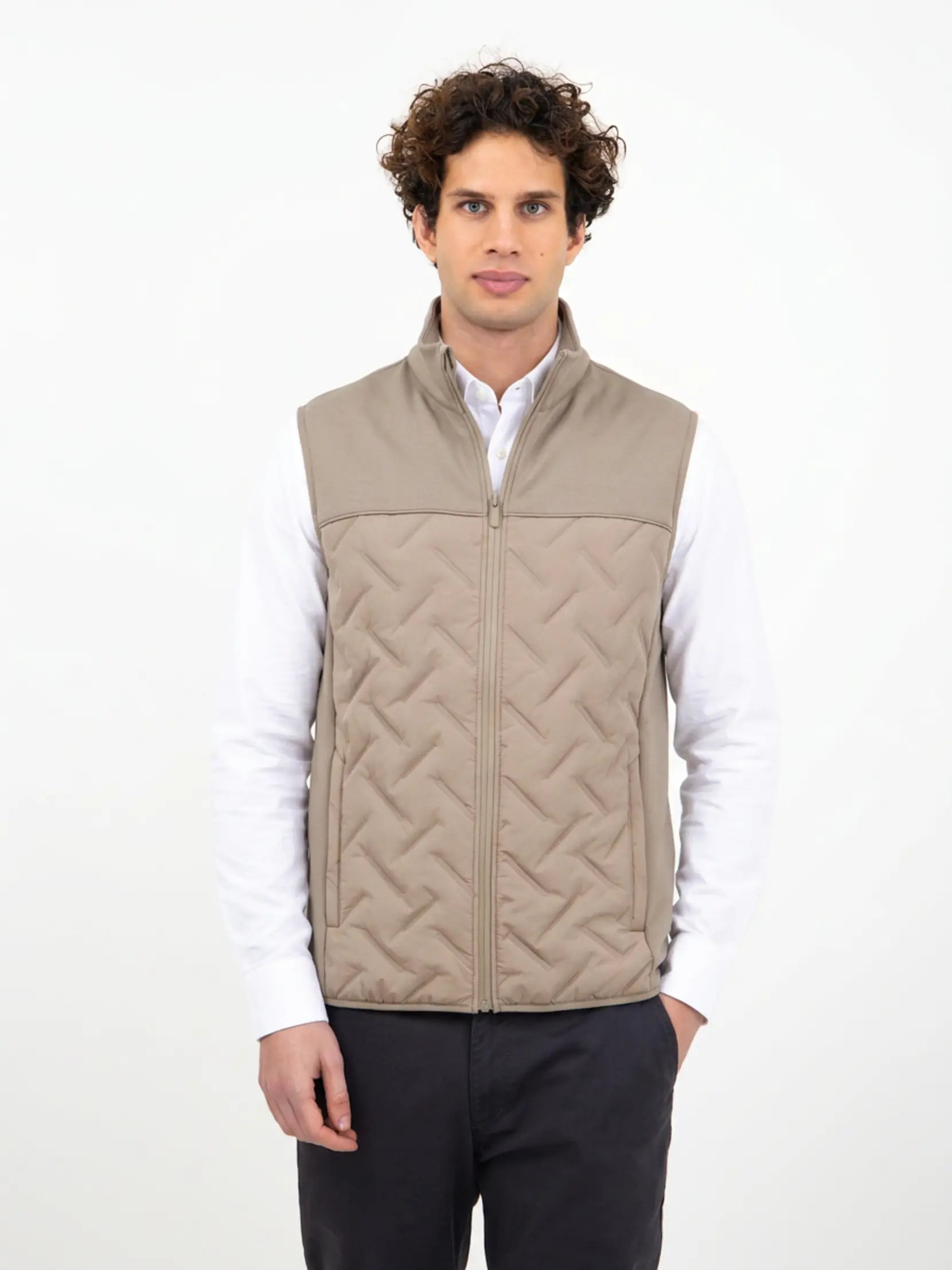 Bild på Montana Hybrid Motion Vest Bild på Montana Hybrid Motion Vest