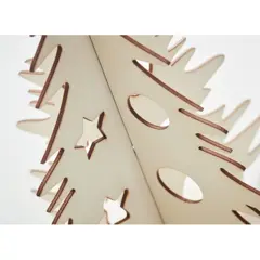 Bild på DIY-julgran i trä