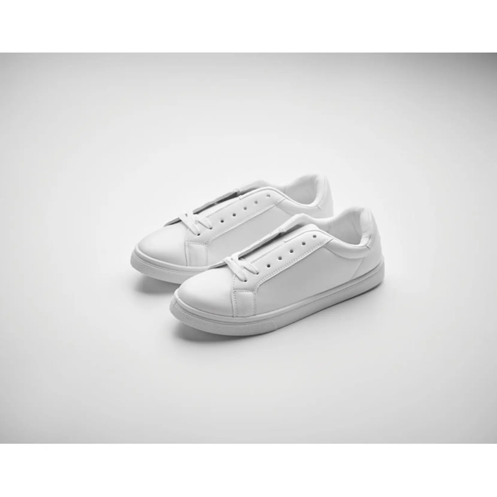 Bild på Sneakers i PU stl 37
