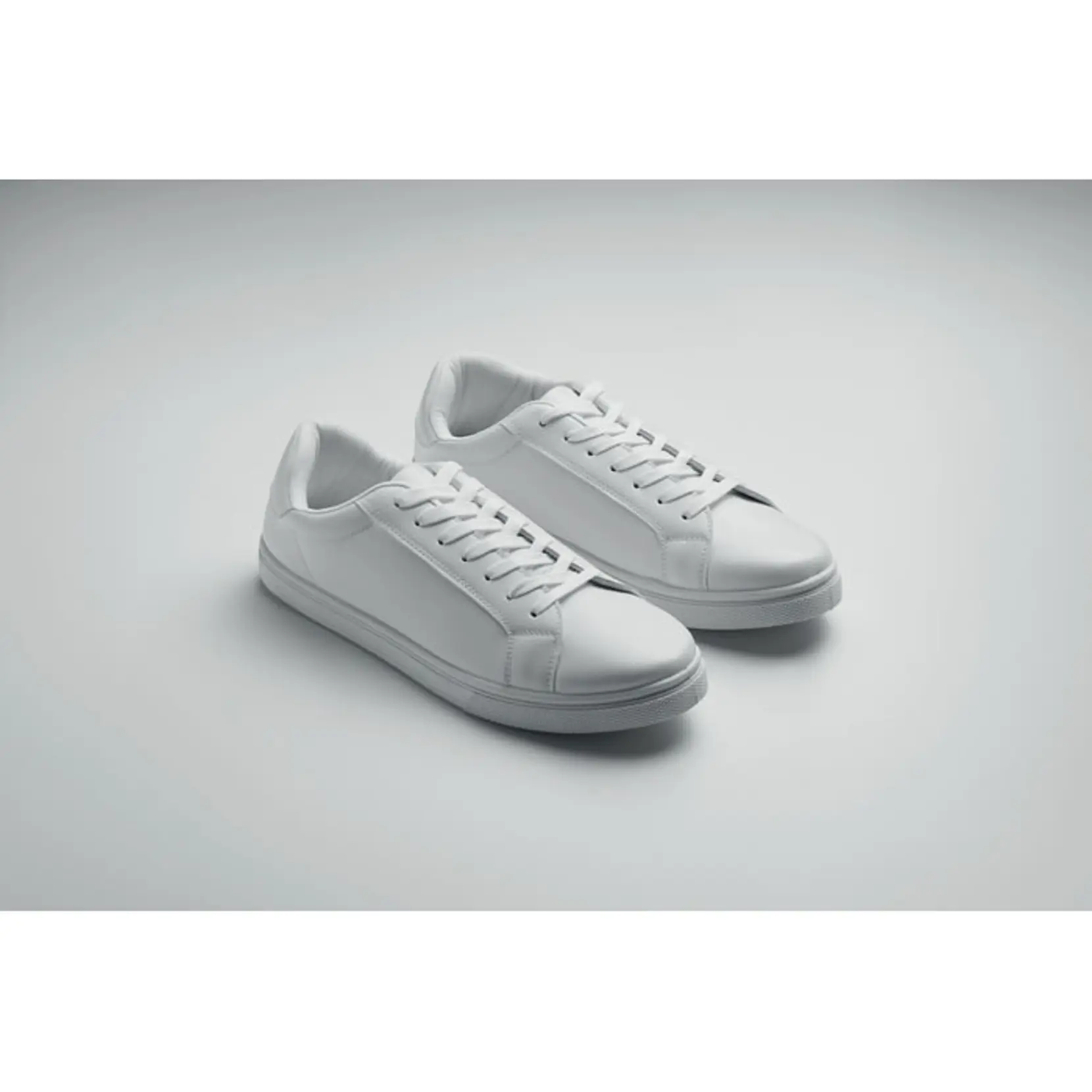 Bild på Sneakers i PU storlek 47