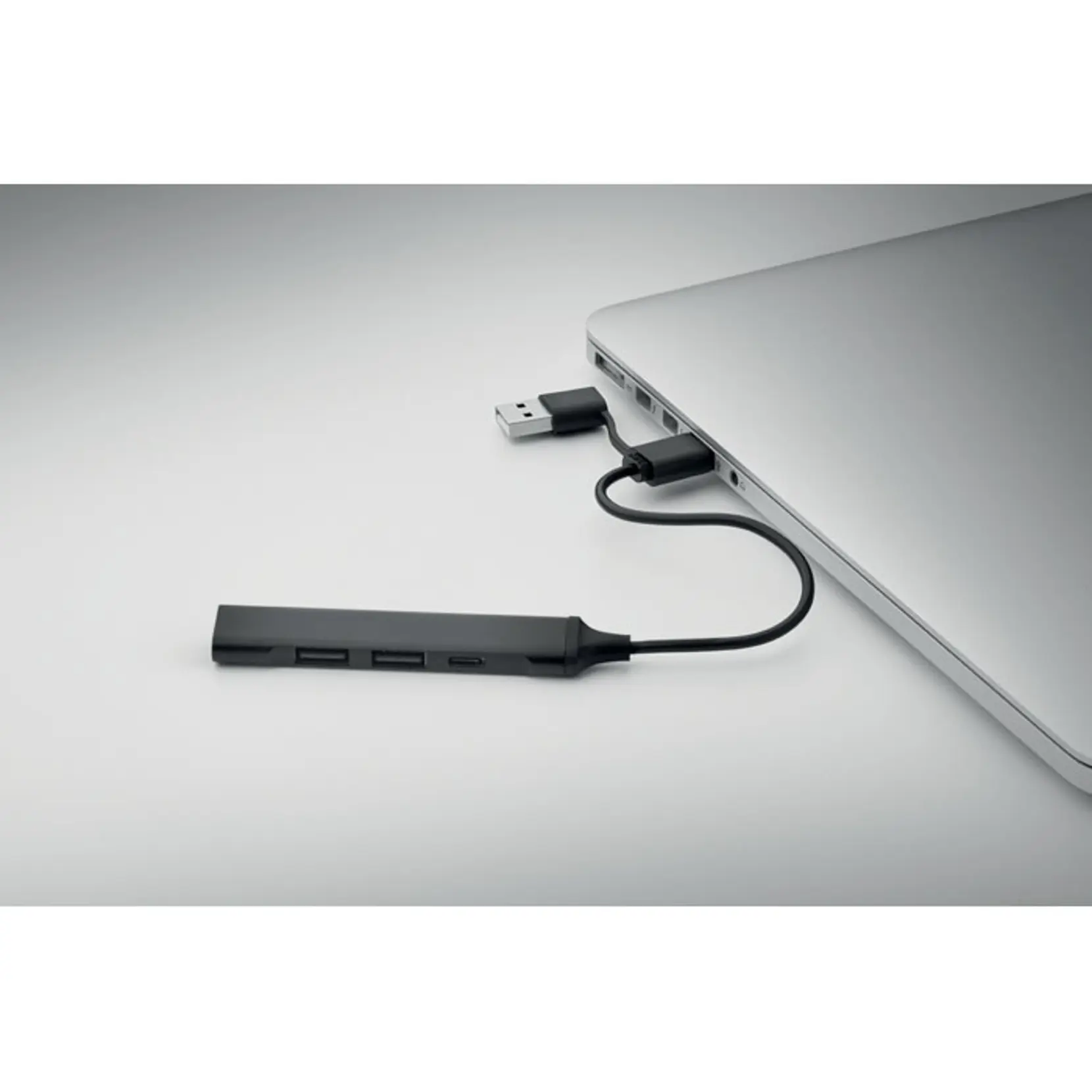 Bild på USB 4 portar hubb 19 cm