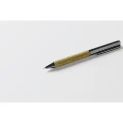 Bild på Twist metallpennor i låda