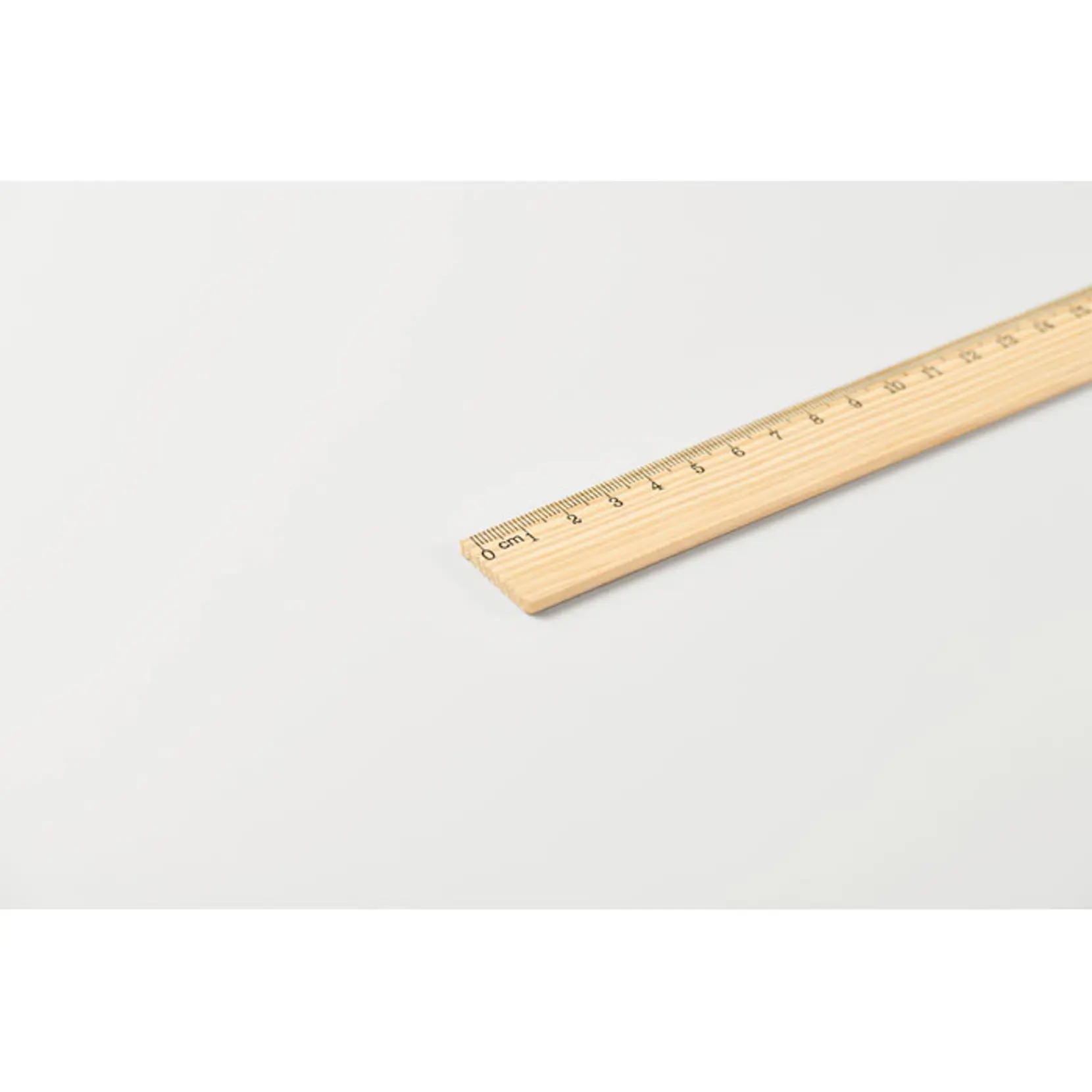 Bild på Trälinjal 30 cm