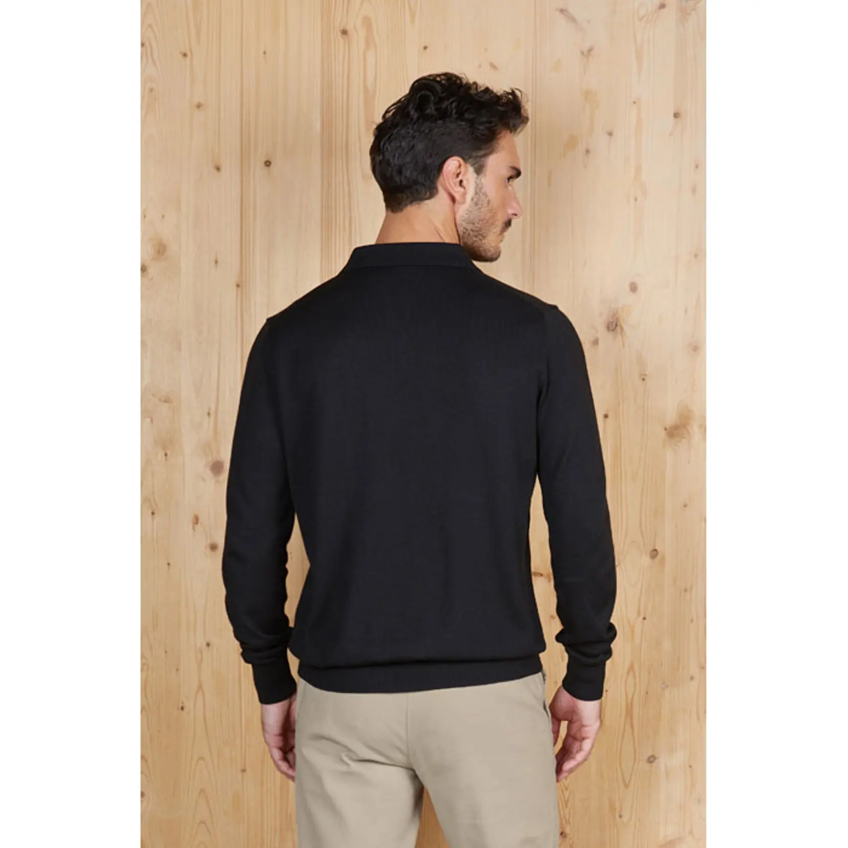 Bild på STEFAN SWEATER Bild på STEFAN SWEATER